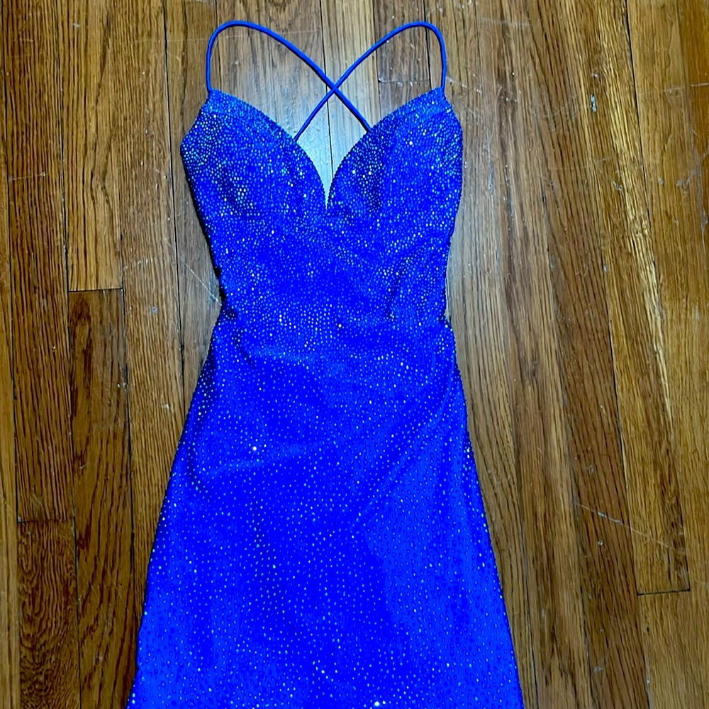 Gorgeous blue Sherri Hill formal dress
